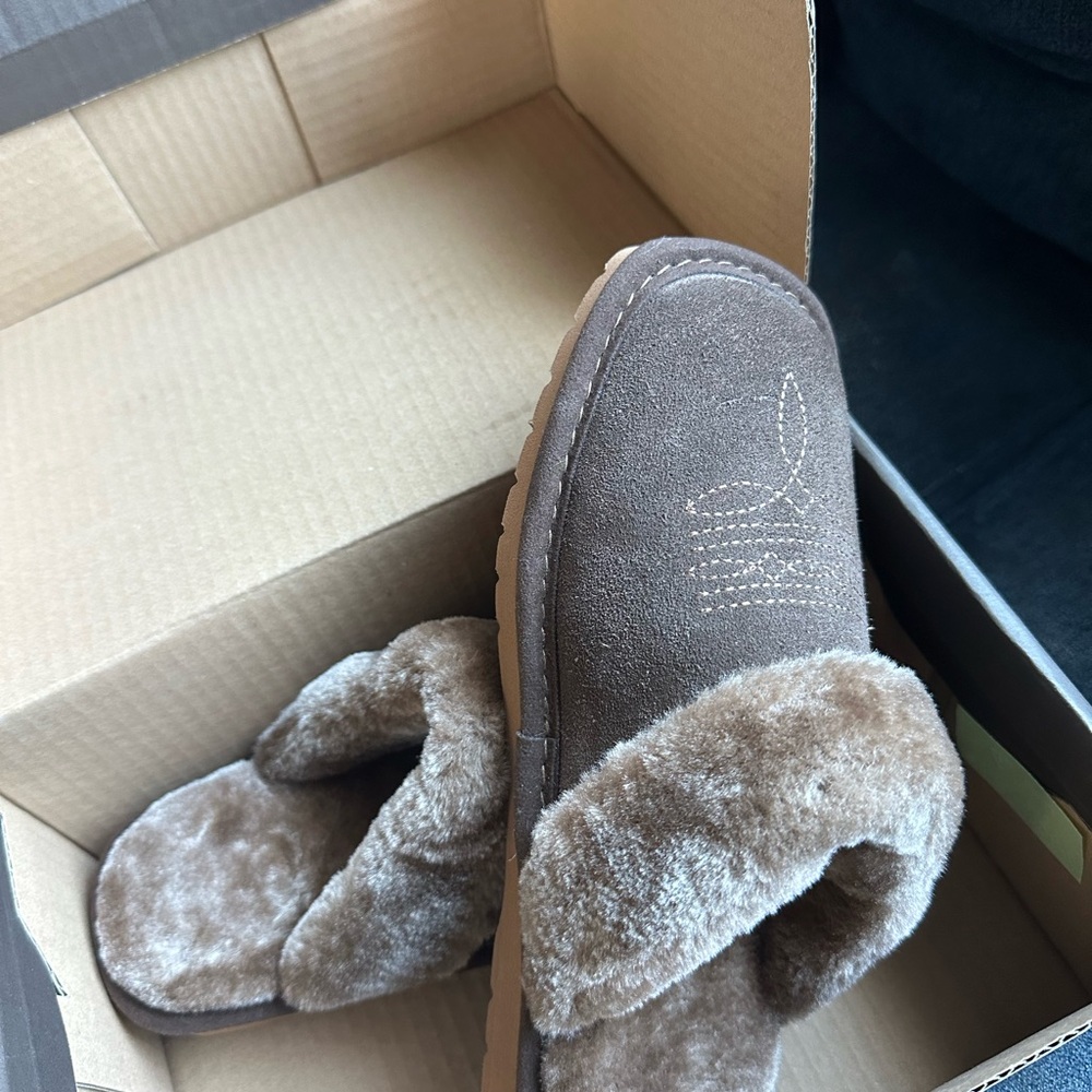 Ariat Brown Shearling Slippers